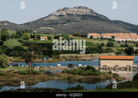 Interpretationszentrum Jado Tide Mühle und Marinemuseum, Argoños Kantabrien, Spanien. Stockfoto