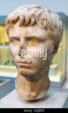 Marmor-Porträt Kopf des Gaius Caesar (20 BC-AD 4), ältester Sohn von Marcus Vipsanius Agrippa und Julia der ältere, British Museum, Bloomsbury, London, England, UK Stockfoto