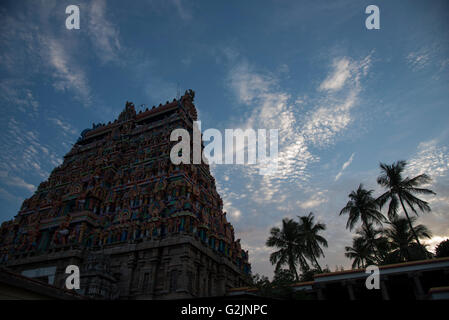 Sonnenuntergang am Lord Shiva Tempel Chidambaram, Tamil Nadu, Indien. Stockfoto