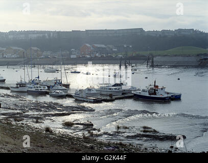 Anlegestelle am Fluss Ely bei Ebbe Stockfoto