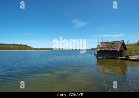 Mechower See, See und Fischerhütte, Biosphärenreservat Schaalsee, Seedorf, Mecklenburg-Western Pomerania, Deutschland Stockfoto