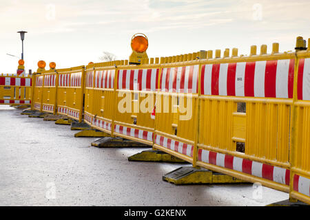 Barriere Zaun einer Baustelle, Husum, Nordfriesland, Schleswig-Holstein, Deutschland Stockfoto