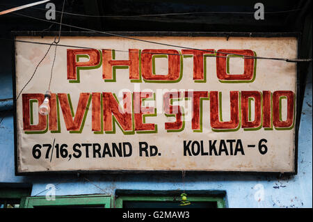 Westbengal Indien, Kolkata, Vorstand der Foto göttliche studio Stockfoto