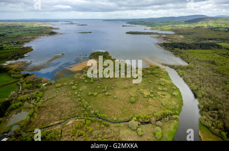 Luftaufnahme, Scarriff, See Derg, Lough Derg am Fluss Shannon, COUNTY CLARE, Clare, Irland, Europa, Luftbild, Stockfoto