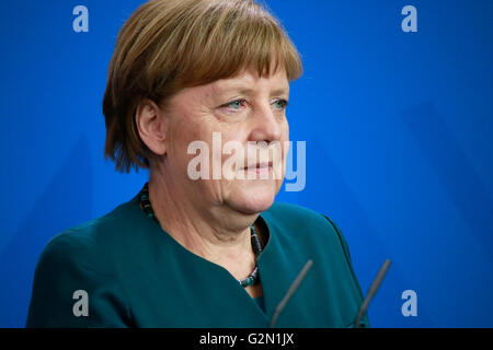 BKin Angela Merkel - Treffen der dt. Bundeskanzlerin Mit Dem Praesisenten der Palaestinensischen Autonomiebehoerde Bundeskanzle Stockfoto