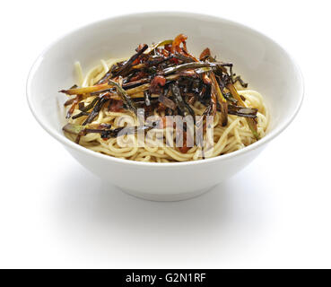 Nudeln mit Lauch Öl und Sojasauce, chinesisches Essen in Shanghai Stockfoto