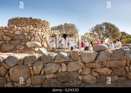 Nuraghe La Prisgiona Ausgrabungsstätte, Arzachena, Sardinien, Italien Stockfoto