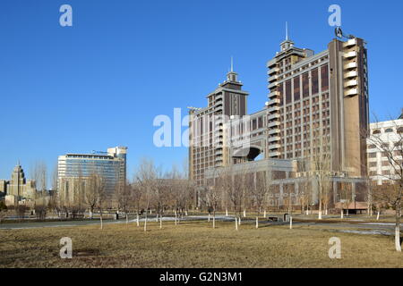 Hauptsitz der nationalen Ölgesellschaft KazMunaiGaz in Astana, Kasachstan Stockfoto