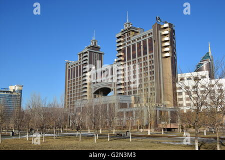 Hauptsitz der nationalen Ölgesellschaft KazMunaiGaz in Astana, Kasachstan Stockfoto