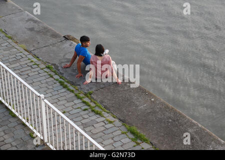 liebevolle paar am Wasser Antwerpen Belgien Europa Stockfoto