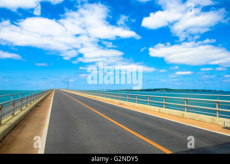 Irabu-Brücke Insel Miyako in Okinawa Stockfoto