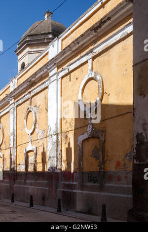 Königliche Artillerie-Fabrik, verlassene Industrieanlagen aus dem 18. Jahrhundert, San Bernardo Viertel, Sevilla, Spanien. Stockfoto