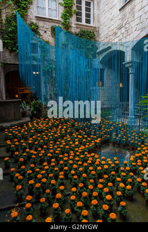 BLUMENKUNST AUSSTELLUNG IN GIRONA. KATALONIEN. Spanien. Stockfoto