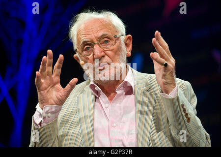 Shakespeare Gelehrter Stanley Wells sprechen auf der Bühne Hay Festival 2016 Stockfoto