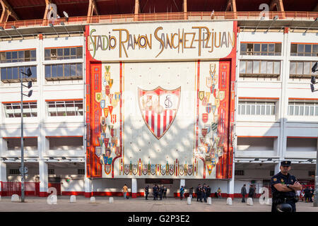 Teilansicht des Ramon Sanchez-Pizjuan Stadion, Zugehörigkeit zu FC Sevilla, Sevilla, Spanien Stockfoto