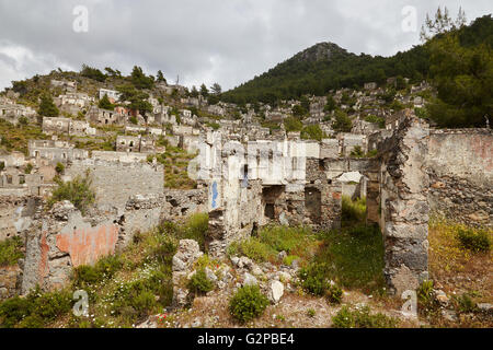 Die verlassenen türkischen "Ghost Town" Dorf in Kayakoy, Türkei. Stockfoto