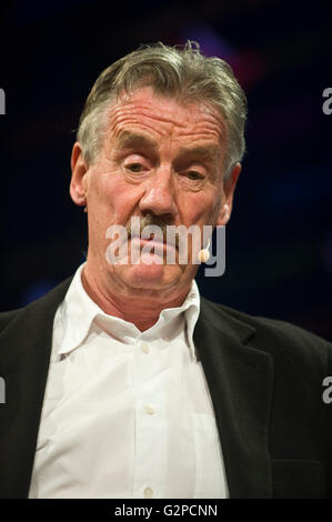 Michael Palin sprechen auf der Bühne Hay Festival 2016 Stockfoto