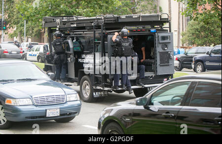 Los Angeles, Kalifornien, USA. 1. Juni 2016. Zwei Männer sind tot nach einer scheinbaren Mord und Selbstmord im Engineering 4 Gebäude auf dem Campus der UCLA. © Brian Cahn/ZUMA Draht/Alamy Live-Nachrichten Stockfoto