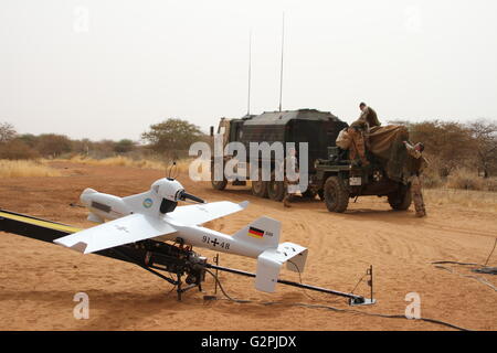 Gao, Mali. 7. Mai 2016. "Luna" drone im "Camp Castor", wo Deutsche UN-Soldaten stationiert sind, in der Nähe von Gao, Mali, 7. Mai 2016. Foto: KRISTIN PALITZA/Dpa/Alamy Live News Stockfoto