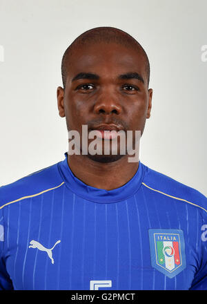 Florenz, Italien. 1. Juni 2016. Angelo Ogbonna (ITA) Fußball: Italien team Präsentation für die UEFA EURO 2016 in Coverciano, Florenz. © FIGC/Handout/Aicfoto/AFLO/Alamy Live News Stockfoto