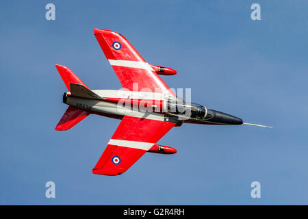 Ehemalige Royal Air Force (RAF) Folland Gnat Vintage jet G-RORI aus der Mücke Display Team bei der RAF Waddington Airshow Stockfoto