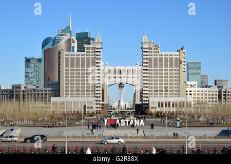 Hauptsitz der nationalen Ölgesellschaft KazMunaiGaz in Astana, Kasachstan Stockfoto