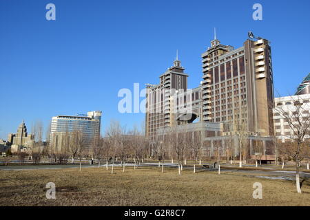 Hauptsitz der nationalen Ölgesellschaft KazMunaiGaz in Astana, Kasachstan Stockfoto