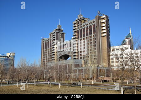 Hauptsitz der nationalen Ölgesellschaft KazMunaiGaz in Astana, Kasachstan Stockfoto
