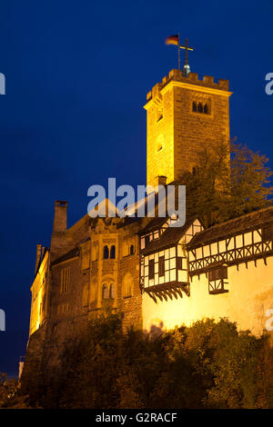 Beleuchtet die Wartburg, UNESCO-Weltkulturerbe, Nachtszene, Eisenach, Thüringen, Deutschland Stockfoto