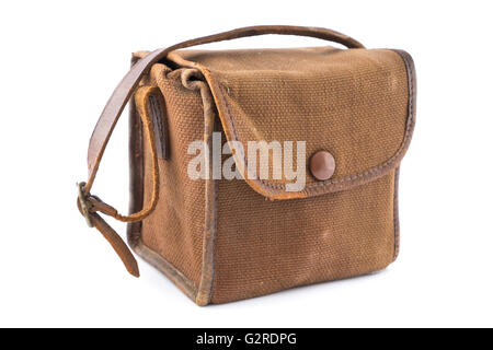 Kleine Vintage Brown Canvas Kameratasche über weiß. Stockfoto