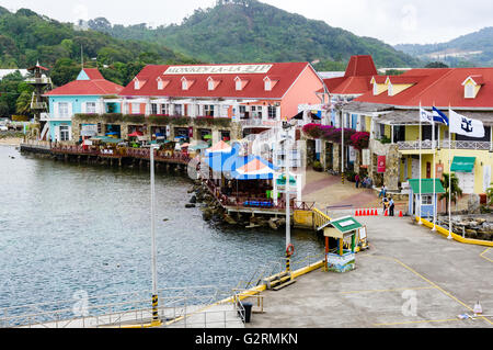 Roatan Stadtzentrum Einkaufsviertel, Hafen von Roatan, Honduras Stockfoto