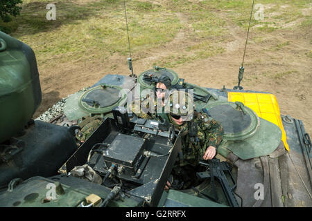 Gardelegen, Deutschland, Panzer Grenadier-Kompanie in einer Praxis auf dem Truppenübungsplatz Altmark Stockfoto