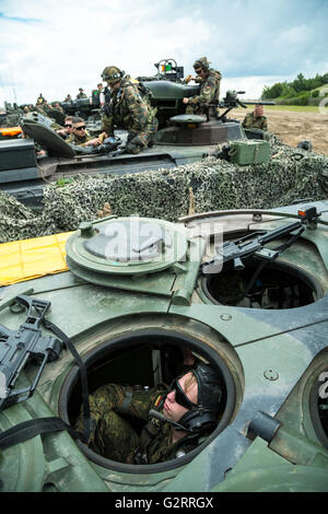 Gardelegen, Deutschland, Panzer Grenadier-Kompanie in einer Praxis auf dem Truppenübungsplatz Altmark Stockfoto