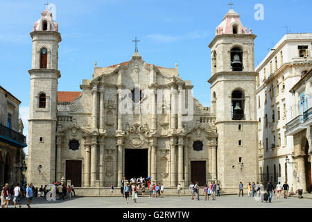 Kathedrale der Heiligen Jungfrau der Unbefleckten Empfängnis, Plaza De La Catedral (Domplatz), Havanna, Kuba Stockfoto