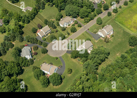 Luftaufnahme von Wohnhäusern In vorstädtischen Cul De Sac Nachbarschaft, New Jersey, USA Stockfoto