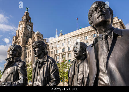 Die Statue von den Beatles an der Liverpool Pierhead Waterfront. Stockfoto