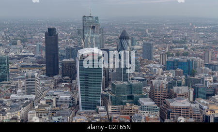 Luftaufnahme der City of London mit 20 Fenchurch St, Leadenhall Building, Tower42 und The Gherkin, London, UK Stockfoto