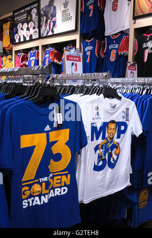 Modell des Sporting Warenspeicher Interieur, NYC Stockfoto Modell des Sporting Warenspeicher Interieur, NYC Stockfoto