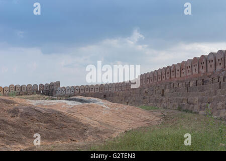 Innen Rock Fort von Thirumayam. Stockfoto