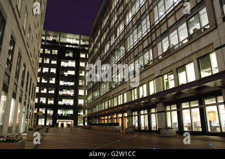 Credit Suisse-Gebäude in East London Docklands Region; das Herz des Finanzviertel der Stadt. Stockfoto