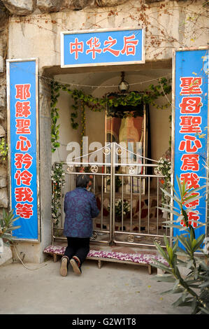 CHINA Provinz Shaanxi katholische Kirche in Sanyuan / CHINA Provinz Shaanxi, Katholische Kirche in Sanyuan Stockfoto