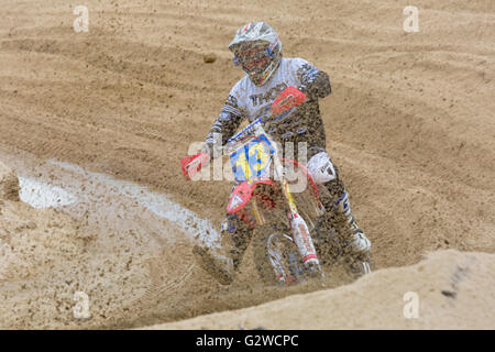 Bournemouth, UK 3. Juni 2016. BXUK Meisterschaft Racing - Solo Motorräder Rennen rund um den Kurs in Bournemouth Beach am ersten Tag des Bournemouth Räder Festival: Carolyn Jenkins/Alamy Live News Stockfoto