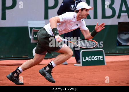 Paris, Frankreich. 4. Juni 2016. Roland Garros, Paris, France, French Open Tennis Championships, 13. Tag. Andy Murray (GBR) schlägt Stan Warinka in 4 Sätzen um den letzten Kredit: Action Plus Sport Bilder/Alamy Live News Stockfoto