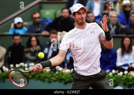 Paris, Frankreich. 4. Juni 2016. Roland Garros, Paris, France, French Open Tennis Championships, 13. Tag. Andy Murray (GBR) schlägt Stan Warinka in 4 Sätzen um den letzten Kredit: Action Plus Sport Bilder/Alamy Live News Stockfoto