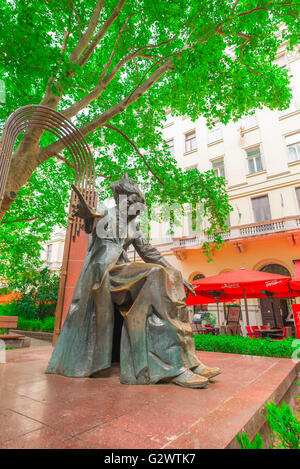 Budapest Liszt Ferenc, die Statue des ungarischen Komponisten Franz Liszt mitten auf dem Platz in Budapest, die seinen Namen trägt: Liszt Ferenc ter. Stockfoto