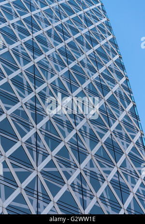 Fassade Detail, Mode Gakuen Cocoon Tower, Shinjuku, Tokio, Japan Stockfoto