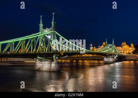 Liberty-Brücke über die Donau in Budapest Stockfoto