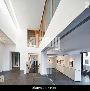 Die Ost-Galerie. Cavendish House, Norwich, Vereinigtes Königreich. Architekt: Hudson Architekten, 2015. Stockfoto