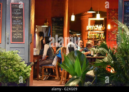 Schickes Restaurant in Luang Prabang Hauptstraße Stockfoto