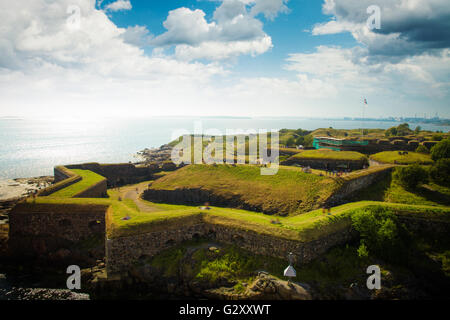 Schönen Sommer Luftaufnahme der Seefestung Suomenlinna (Sveaborg) in Helsinki, Finnland Stockfoto